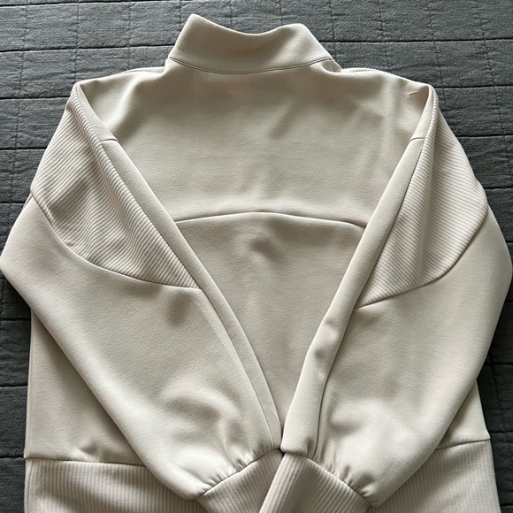 Quater zip cream scuba like sweatshirt - Picture 2 of 2